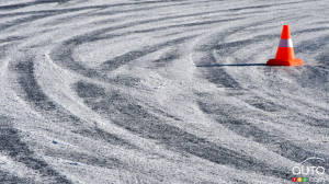 Conduite hivernale : conseils pour des dérapages contrôlés (vidéo)